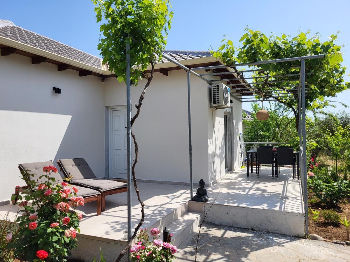 Ioannis Houses - Gemuetliches Ferienhaus Im Olivenhain Skala Potamia  Eksteriør billede